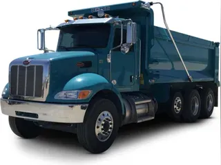 2022 Peterbilt 348