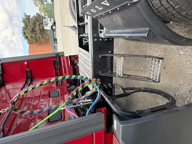 2026 VOLVO TRUCK VNL64TV04