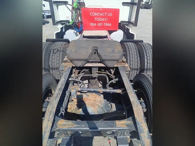 2019 NAVISTAR INTERNATIONAL LT625 SLPR CAB