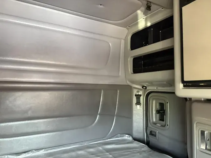 2022 Peterbilt 3892fbf4e4dd169643c7866e7c4b8daab51