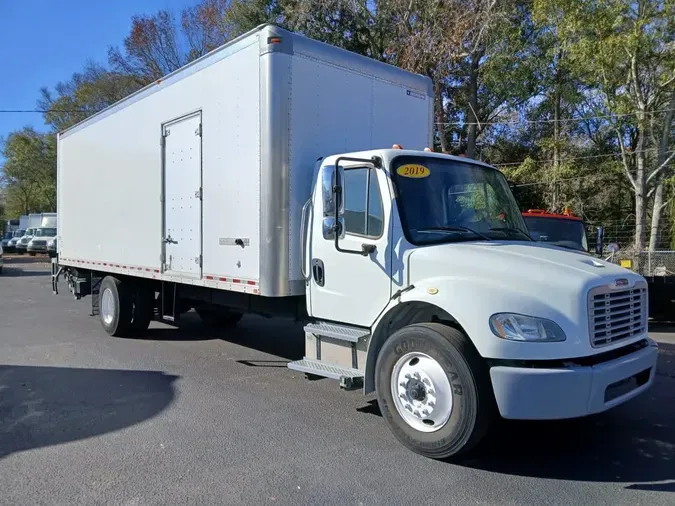 2019 FREIGHTLINER/MERCEDES M2 106