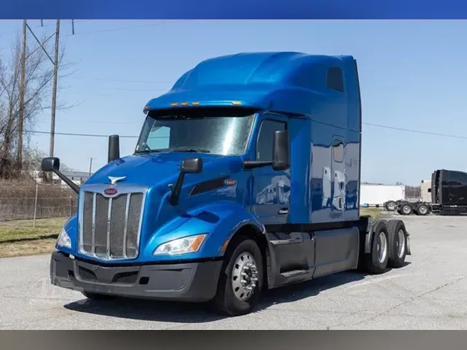 2022 PETERBILT 579