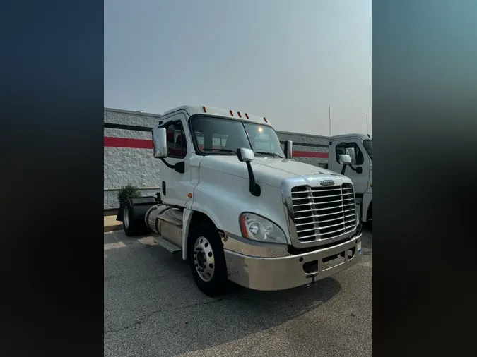 2019 FREIGHTLINER/MERCEDES CASCADIA 125