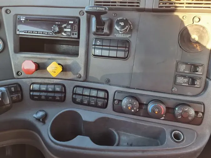 2018 FREIGHTLINER/MERCEDES CASCADIA 1252fc52e2997cfa4a294f253e1807178f3