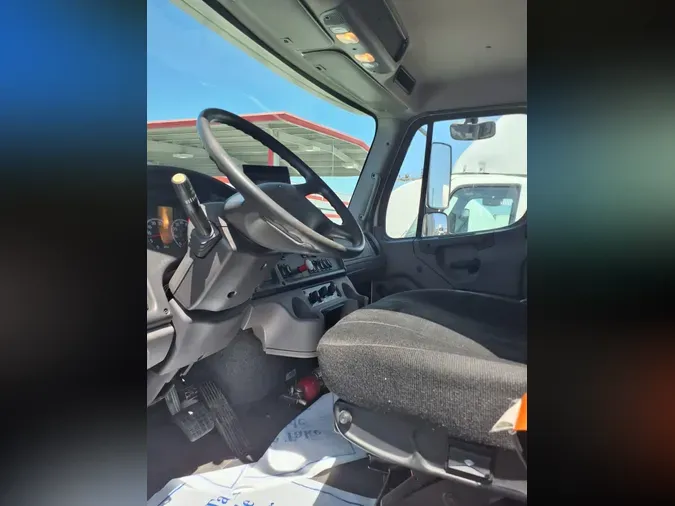 2018 FREIGHTLINER 108SD