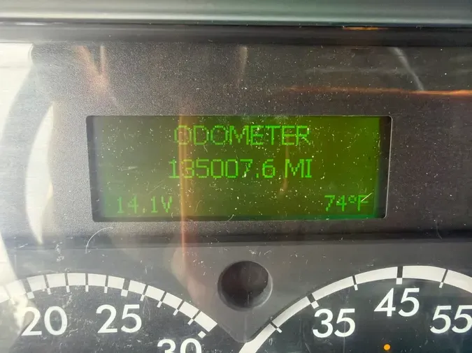 2017 FREIGHTLINER/MERCEDES M2 106