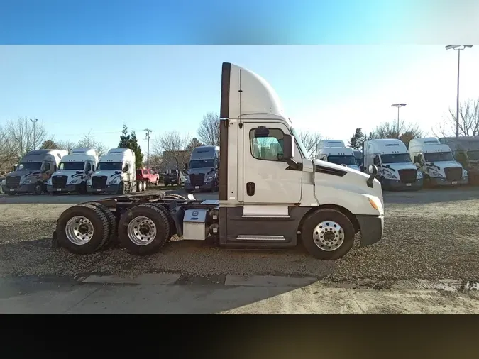 2020 Freightliner Cascadia 1262fc808e8612074a8a04e5b4605d5fff1