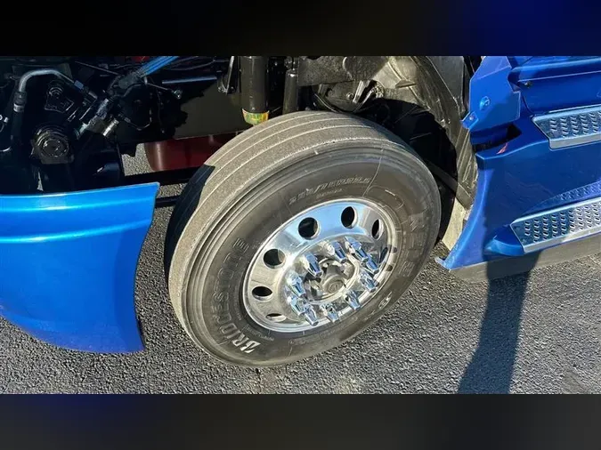 2021 INTERNATIONAL LT