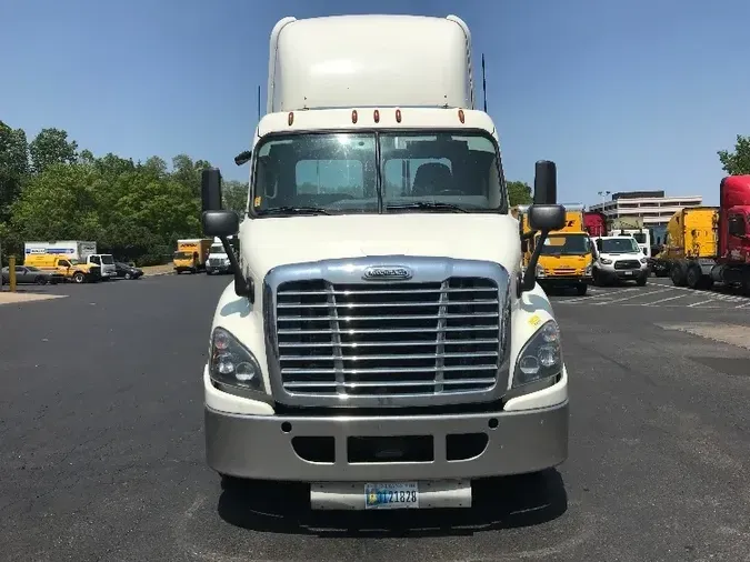 2017 Freightliner X11364ST