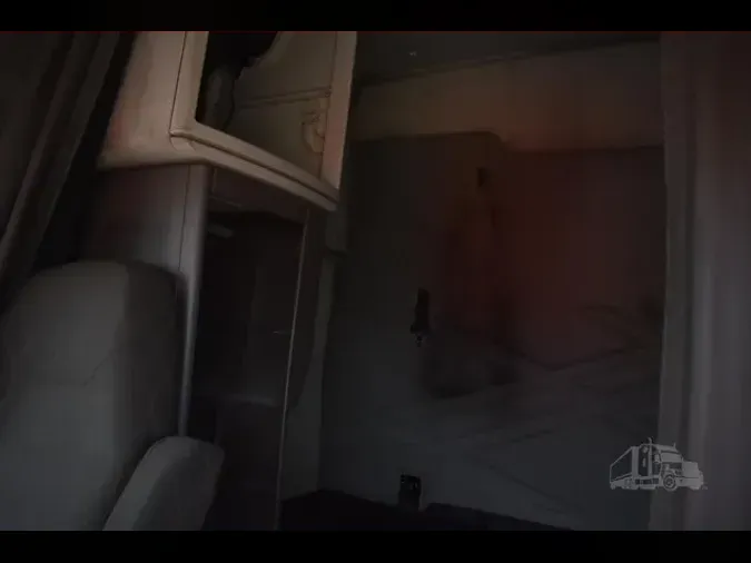 2013 VOLVO VNL64T630