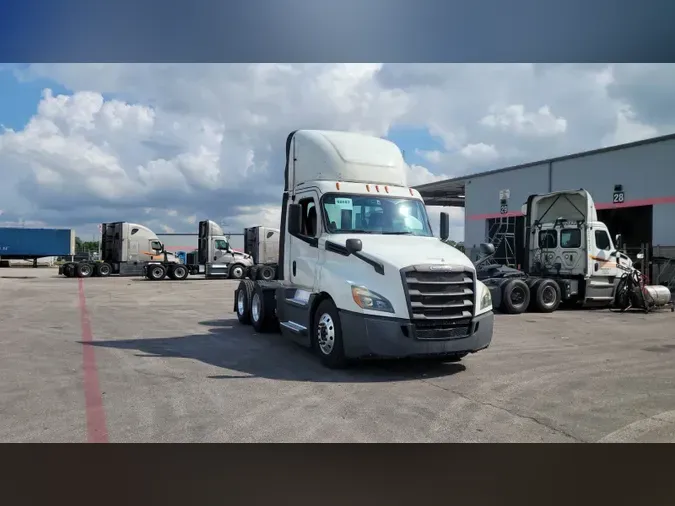 2019 Freightliner Cascadia 1262fccec60d561fad3fbbfe60eb20d1743