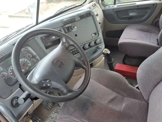 2019 FREIGHTLINER/MERCEDES CASCADIA 125
