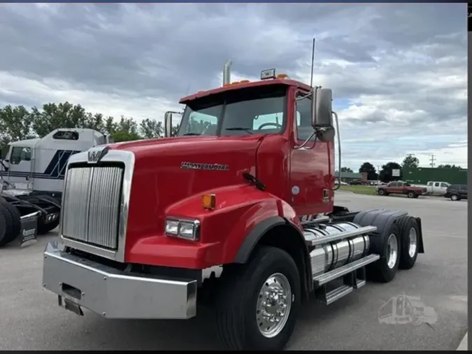 2019 Western Star 4900 SB