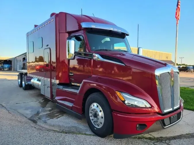 2025 Kenworth T680