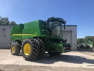 2015 John Deere S680