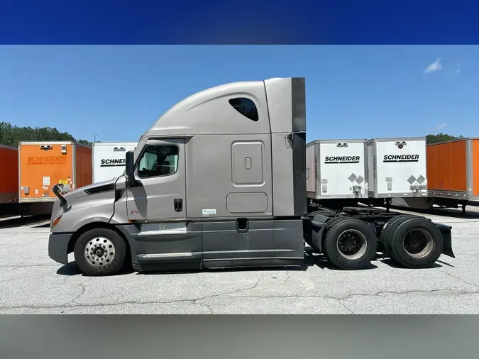 2024 Freightliner Cascadia