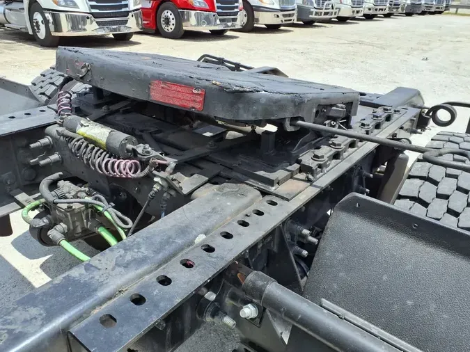 2020 NAVISTAR INTERNATIONAL RH613 DAYCAB S/A