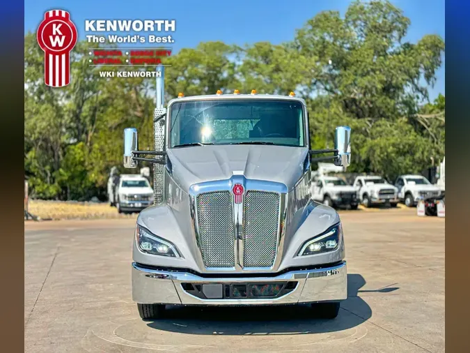 2025 KENWORTH T680