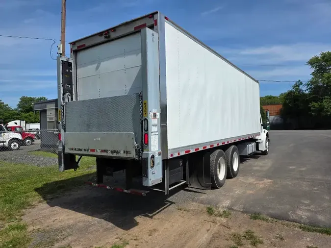 2020 FREIGHTLINER/MERCEDES M2 106