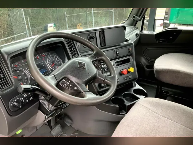 2020 INT LT625 6x4