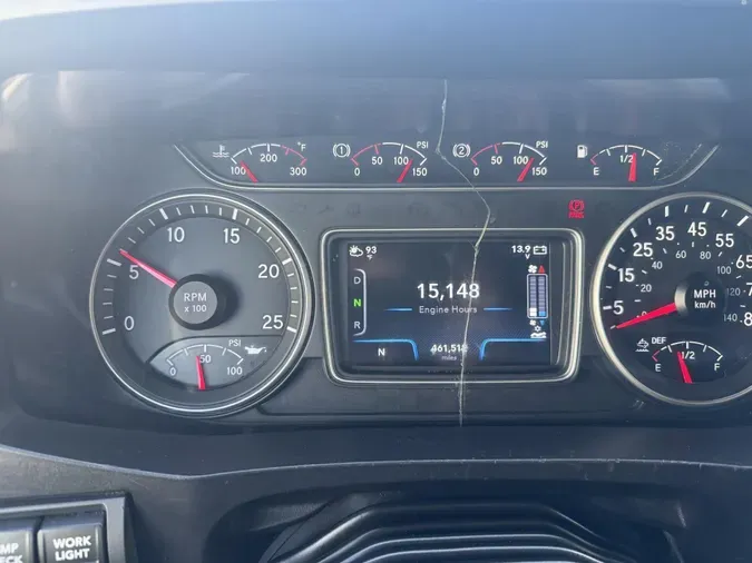 2020 International LT625