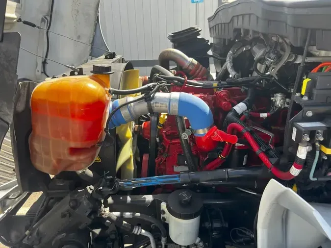 2018 NAVISTAR INTERNATIONAL 4300
