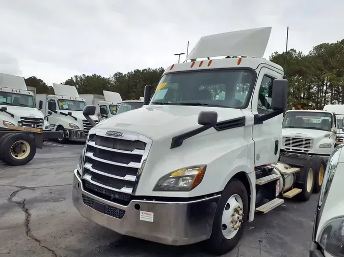 2019 FREIGHTLINER/MERCEDES CASCADIA