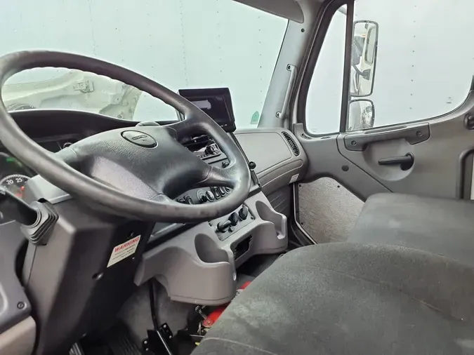 2019 FREIGHTLINER/MERCEDES M2 106