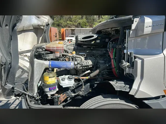 2024 Freightliner Cascadia 126