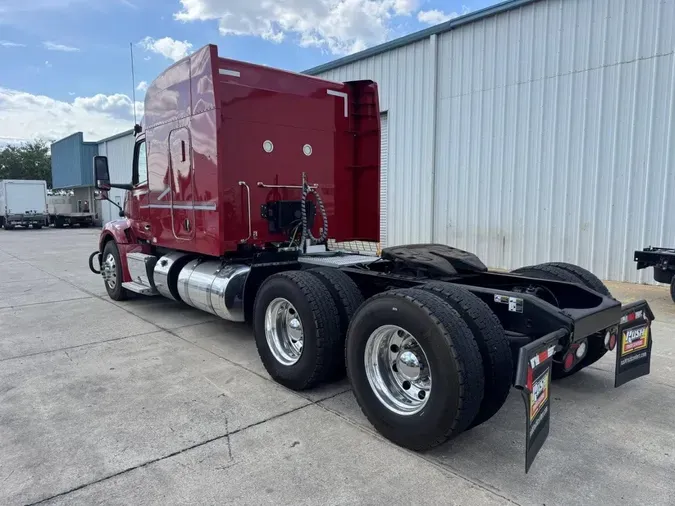 2022 Peterbilt 579