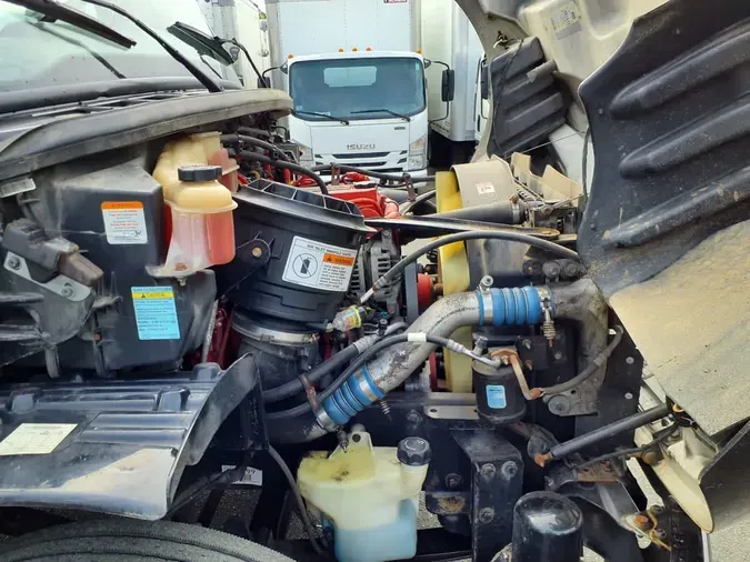 2018 FREIGHTLINER M2 106