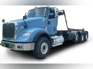2020 International HX620