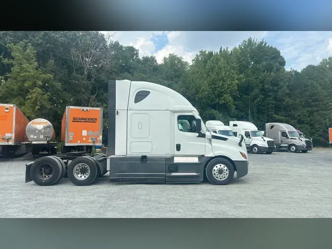 2023 Freightliner Cascadia 1262fe73d31682bab6831992ffc07813d50