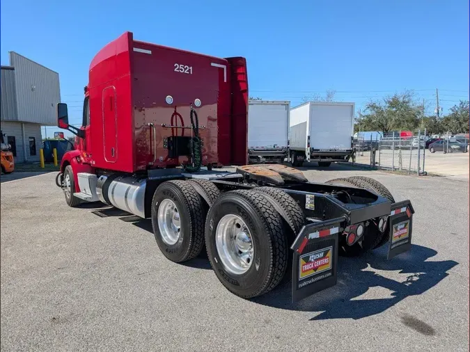 2022 Peterbilt 579