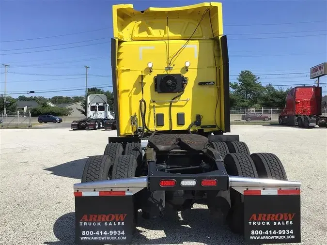 2017 PETERBILT 579