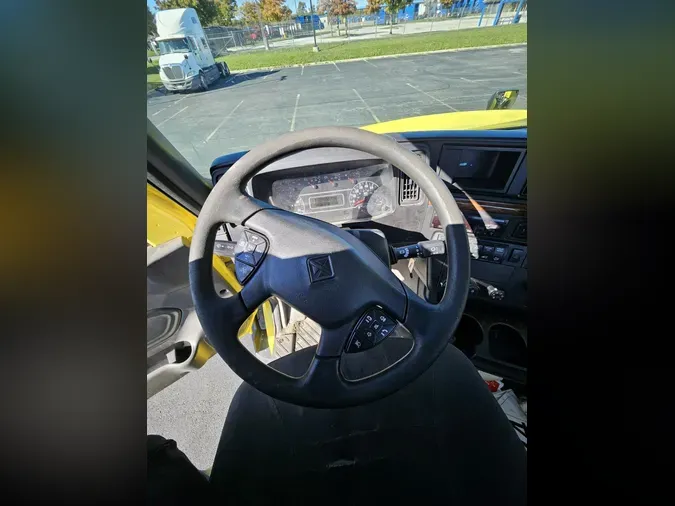 2020 International RH613