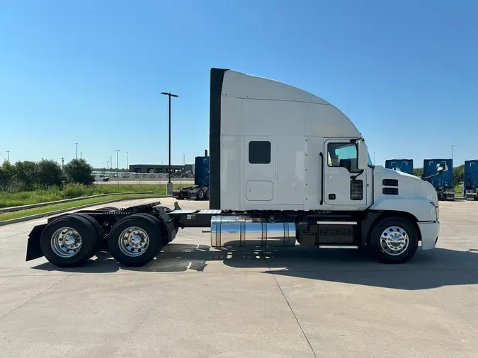 2019 MACK AN64T70