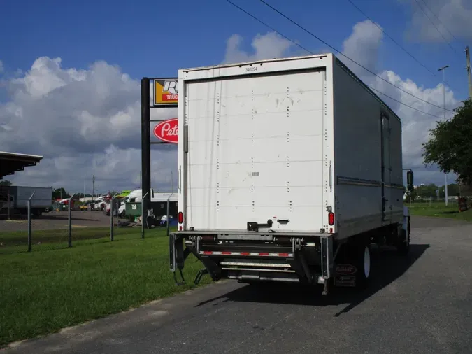 2020 Hino 268A