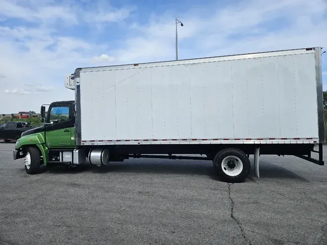 2017 HINO 338 Reefer
