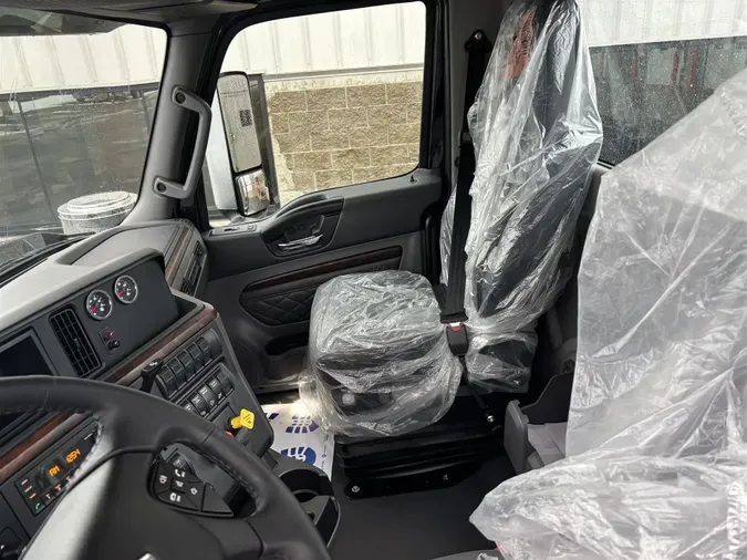 2026 International HX620