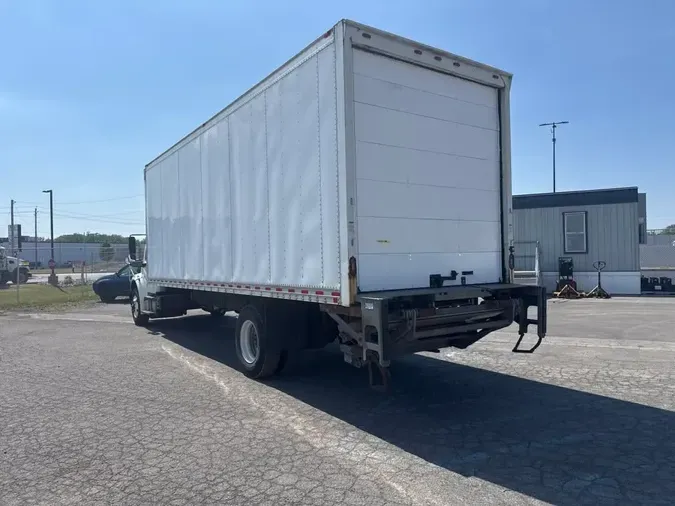 2019 FREIGHTLINER/MERCEDES M2 106
