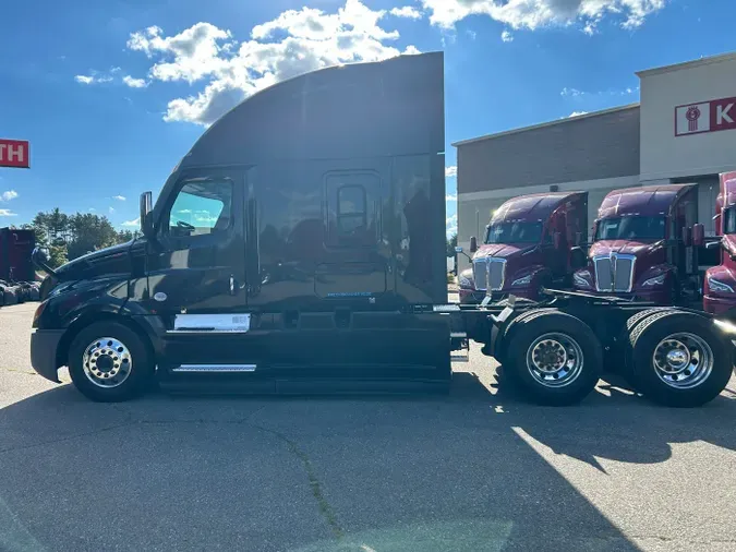 2020 Freightliner Cascadia