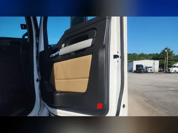 2022 KENWORTH T680