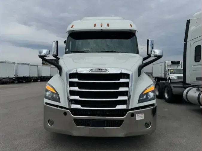 2020 FREIGHTLINER/MERCEDES NEW CASCADIA 116