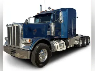 2022 Peterbilt 389