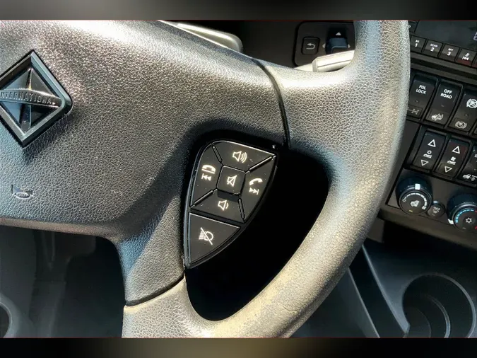 2023 INT LT625 6X4