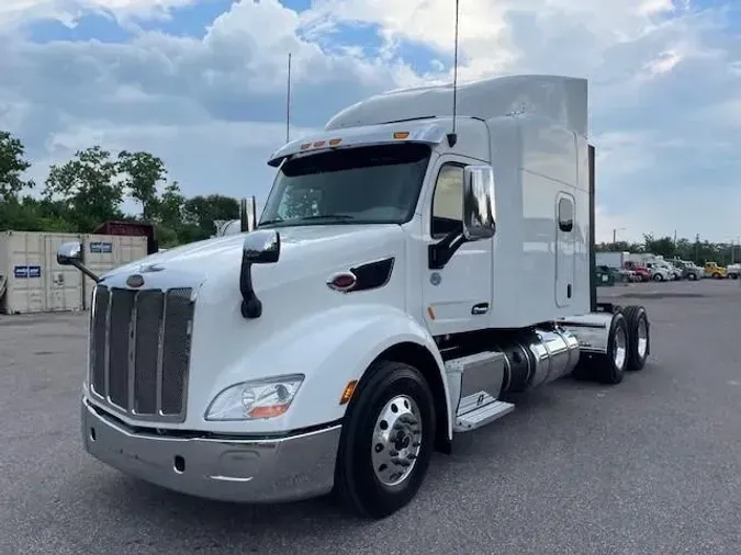 2020 Peterbilt 579