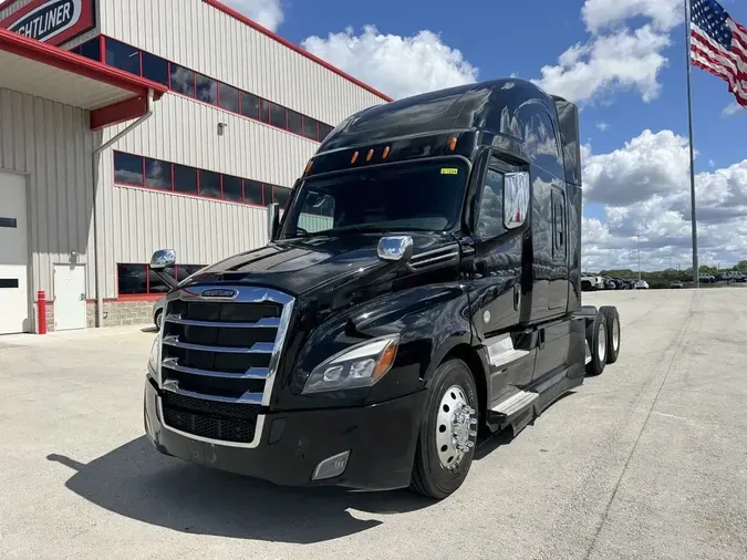 2023 Freightliner Cascadia&reg;