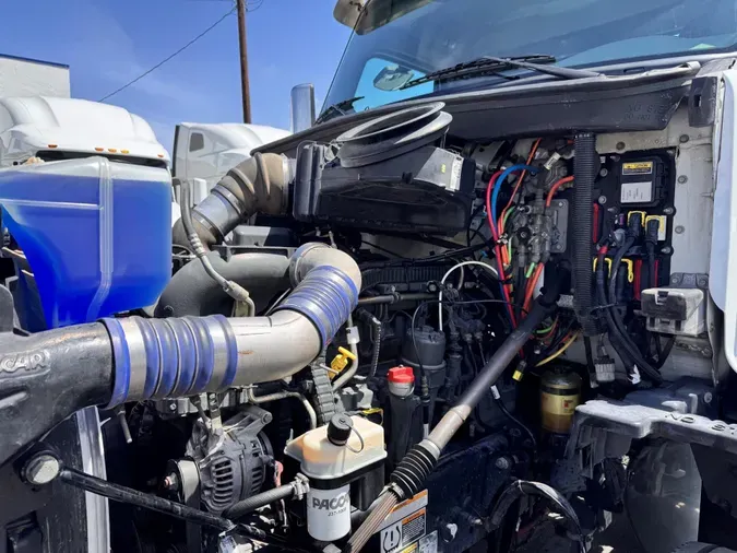 2020 Peterbilt 57930064215e5a969a97ddc781c379efce2