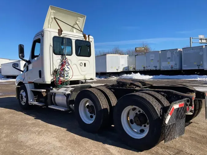 2019 FREIGHTLINER/MERCEDES NEW CASCADIA PX12664300eb7444e28a68406630d2b68f920b9